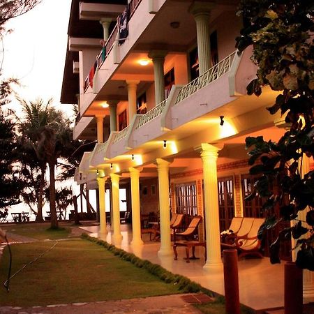 Time N Tide Beach Resort Hikkaduwa Kültér fotó