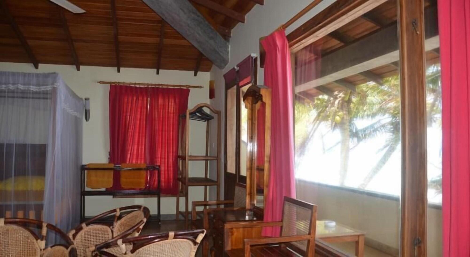 Time N Tide Beach Resort Hikkaduwa Kültér fotó