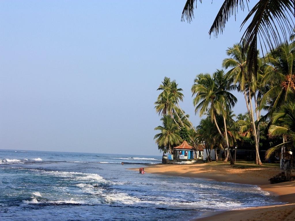 Time N Tide Beach Resort Hikkaduwa Kültér fotó